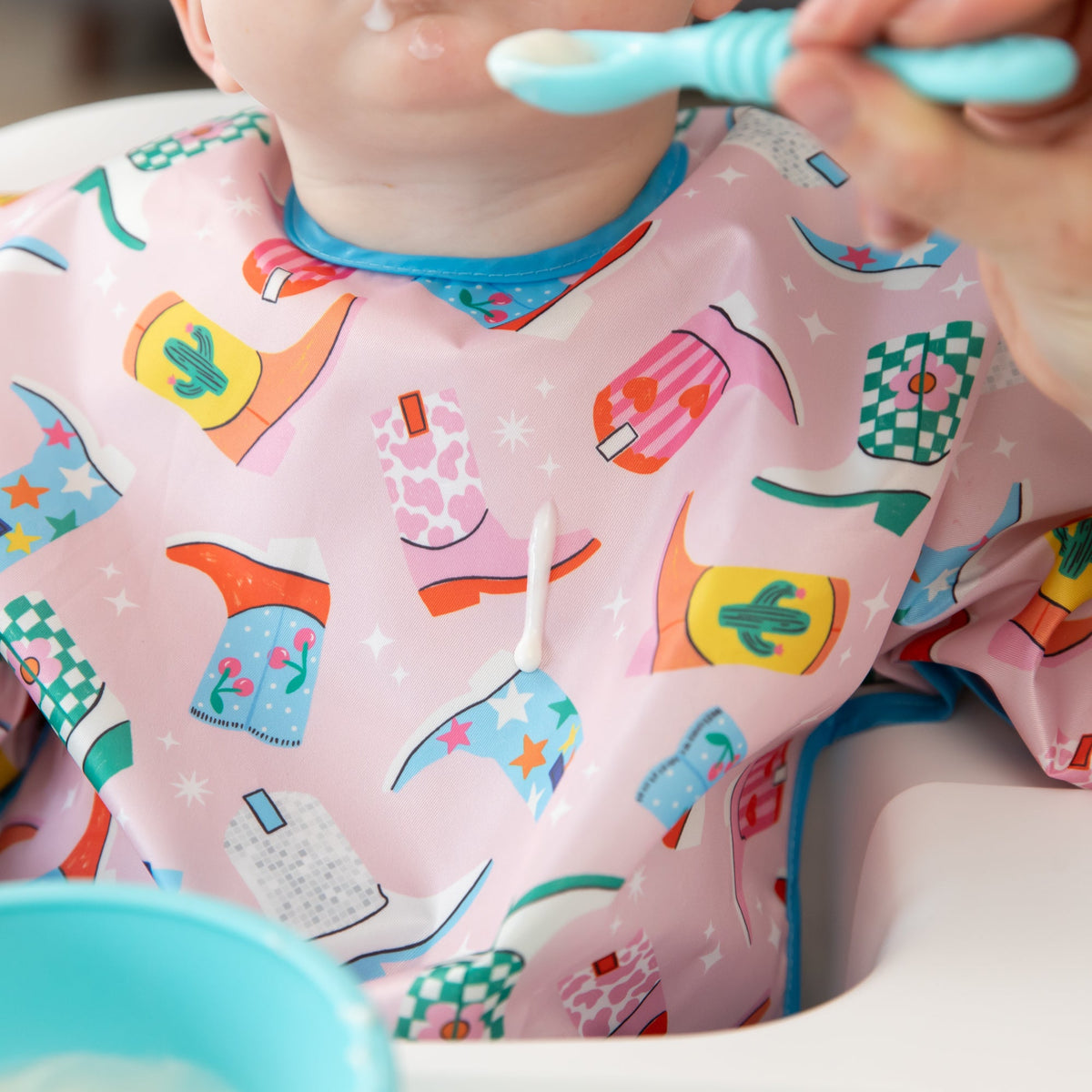 Sleeved Bib: Boots | Bumkins