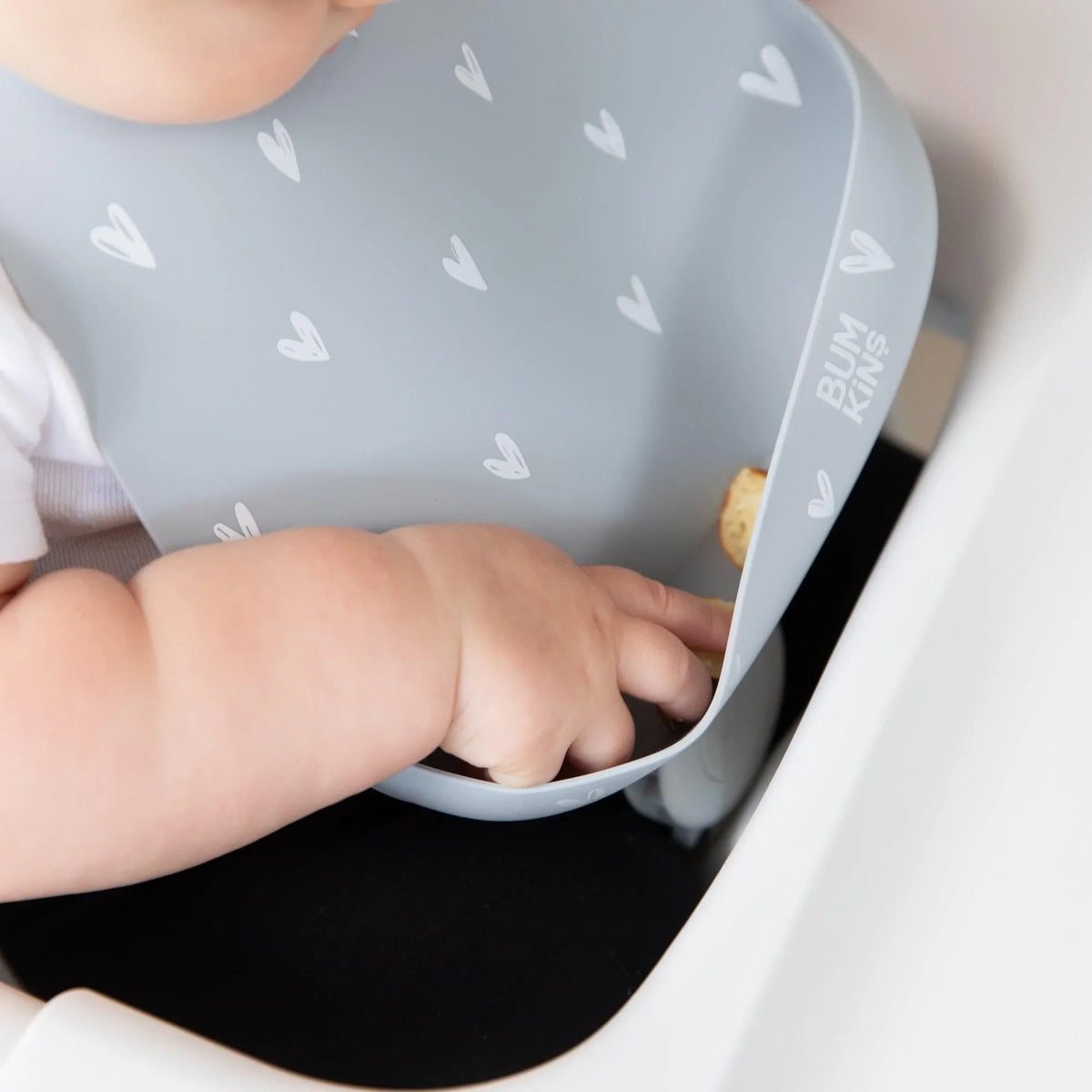 Hearts Silicone Baby Bib 6-24 mos | XOXO Collection | Bumkins