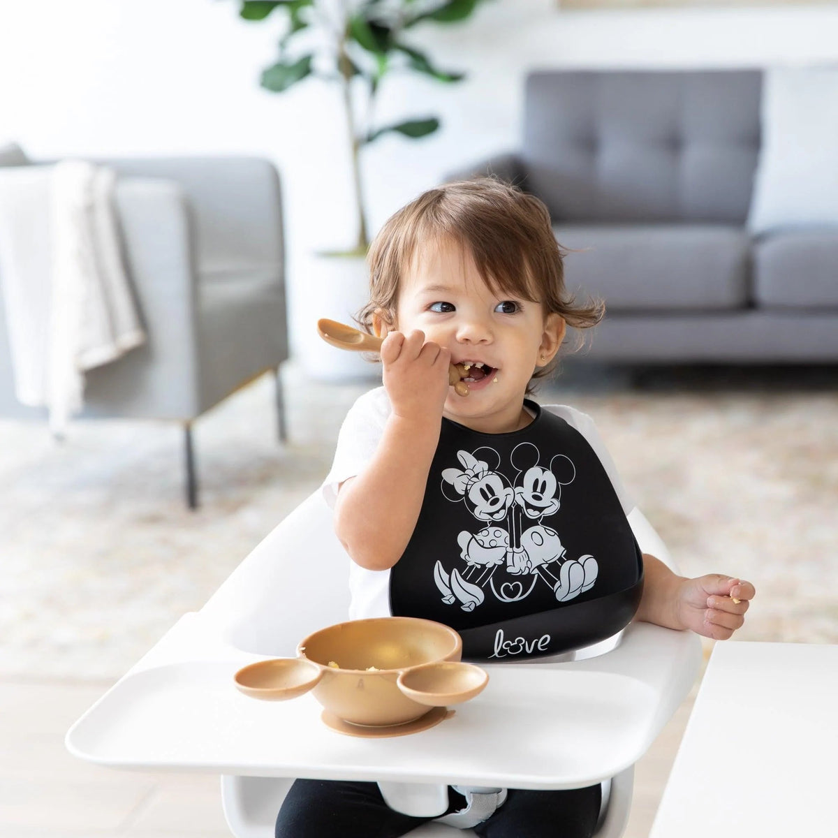 Mickey and Minnie Love Print B+W Silicone Bib For 6-24 Mos | Bumkins