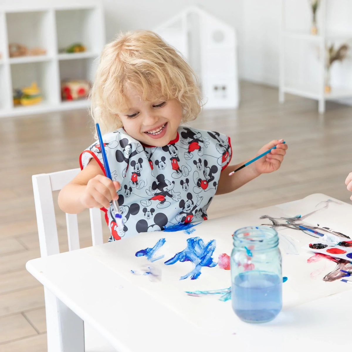Classic Mickey Mouse Short-Sleeved Children's Smock 3-7 yrs | Bumkins