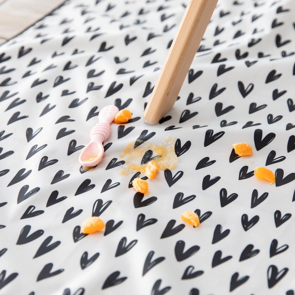 Heart Splat Mat For Tables + Under Highchairs | Bumkins