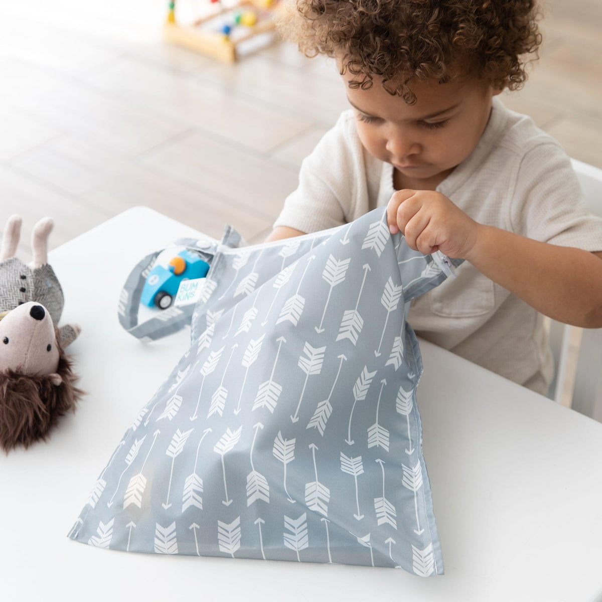 Reusable Wet Bag, Travel Bag, Waterproof Fabric – Arrow Baby | Bumkins