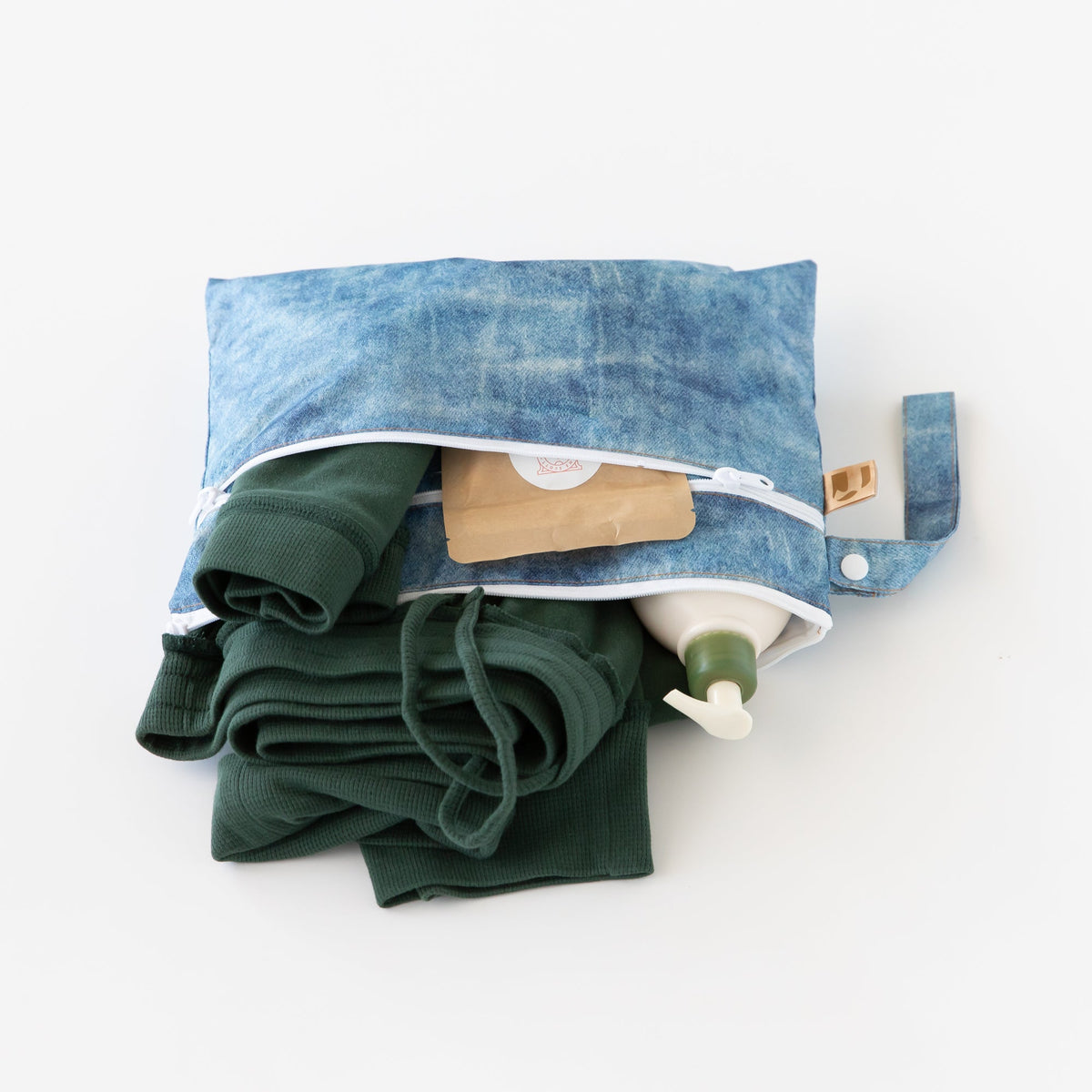 Wet/Dry Clutch: Crushed Denim | Bumkins