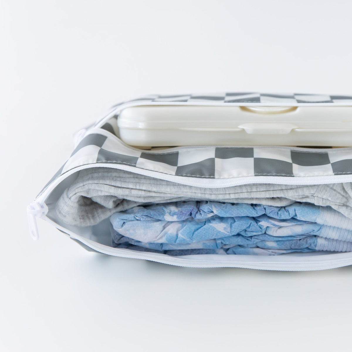 Wet/Dry Clutch: Charcoal Check | Bumkins