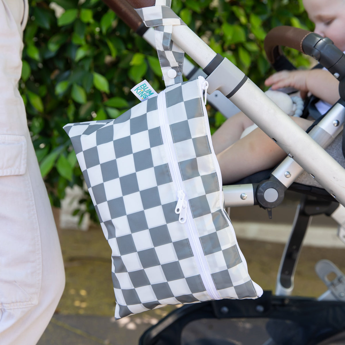 Wet Bag + Wet/Dry Clutch Set: Charcoal Check | Bumkins