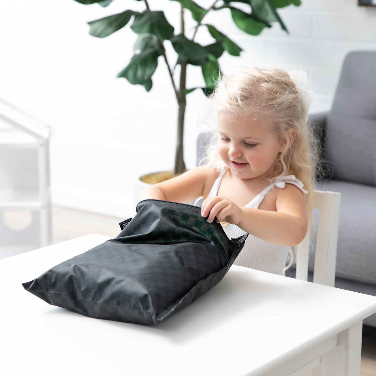 Wet Bag + Wet/Dry Clutch Set: Rich Black | Bumkins