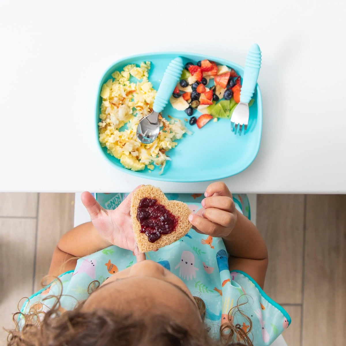 Non-Toxic Silicone Kids Plate For Growing Appetites in Blue | Bumkins