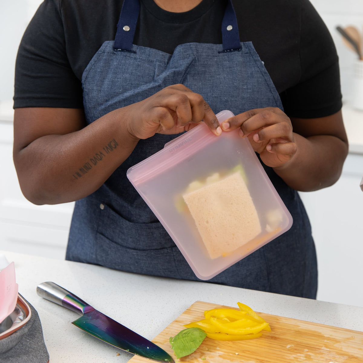 Pink Silicone Food Storage Bags For Meal Prep, Lunch & More! | Bumkins