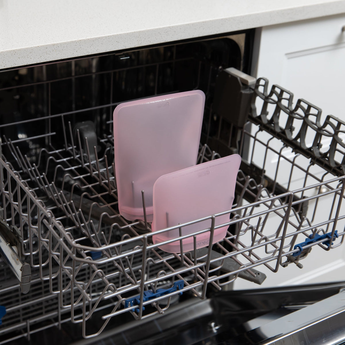 Pink Silicone Food Storage Bags For Meal Prep, Lunch & More! | Bumkins