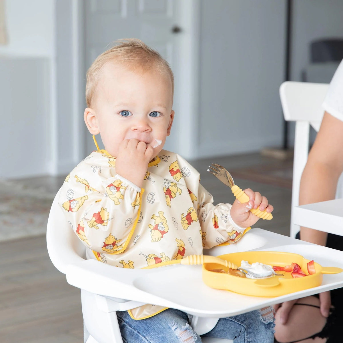 Winnie The Pooh Hunny Pot Sleeved Bib for Baby 6-24 mos | Bumkins