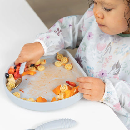 Silicone Suction Cup Learner Plate For Older Kids in Grey | Bumkins