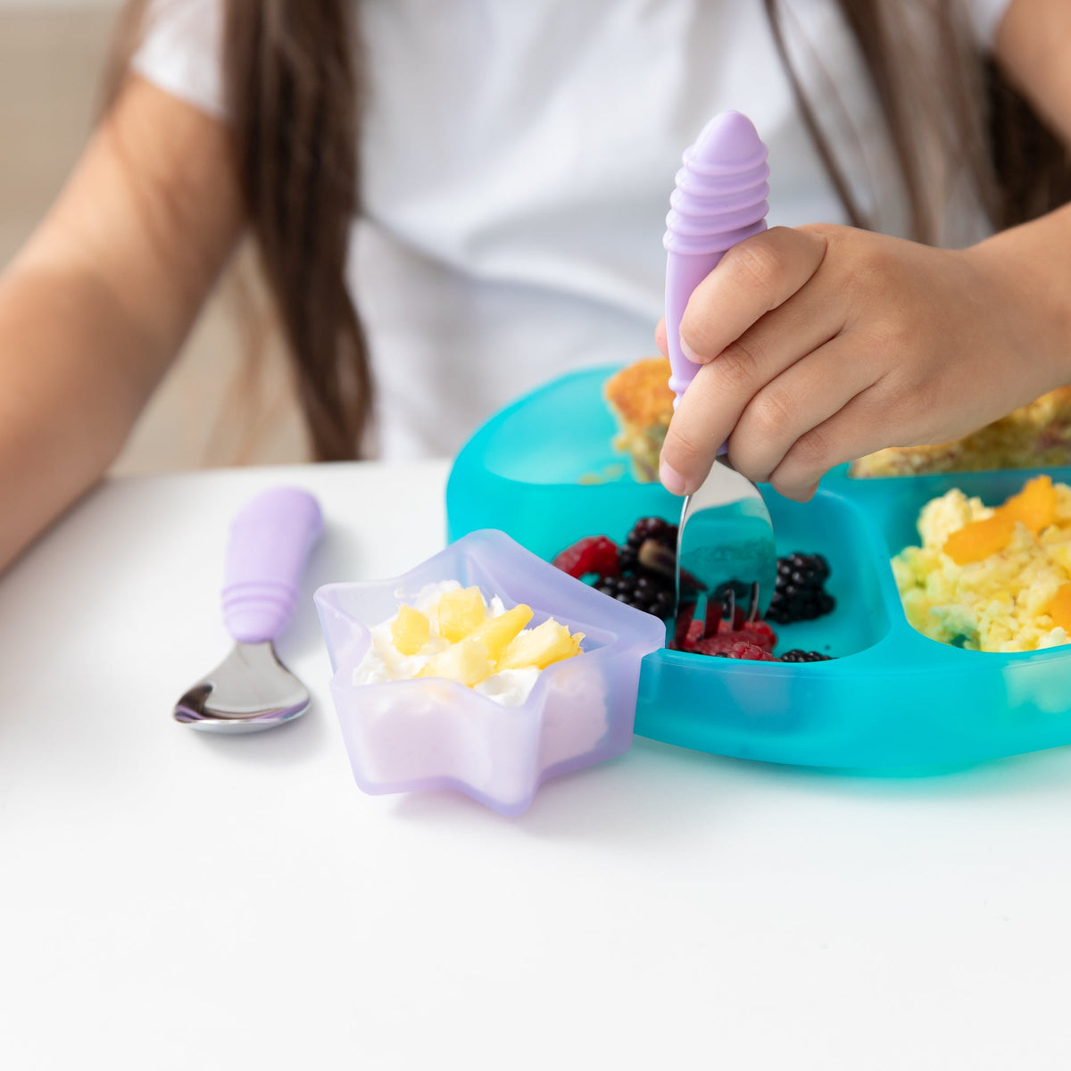 Silicone Divided Grip Dish with Suction Base - Aqua Jelly | Bumkins