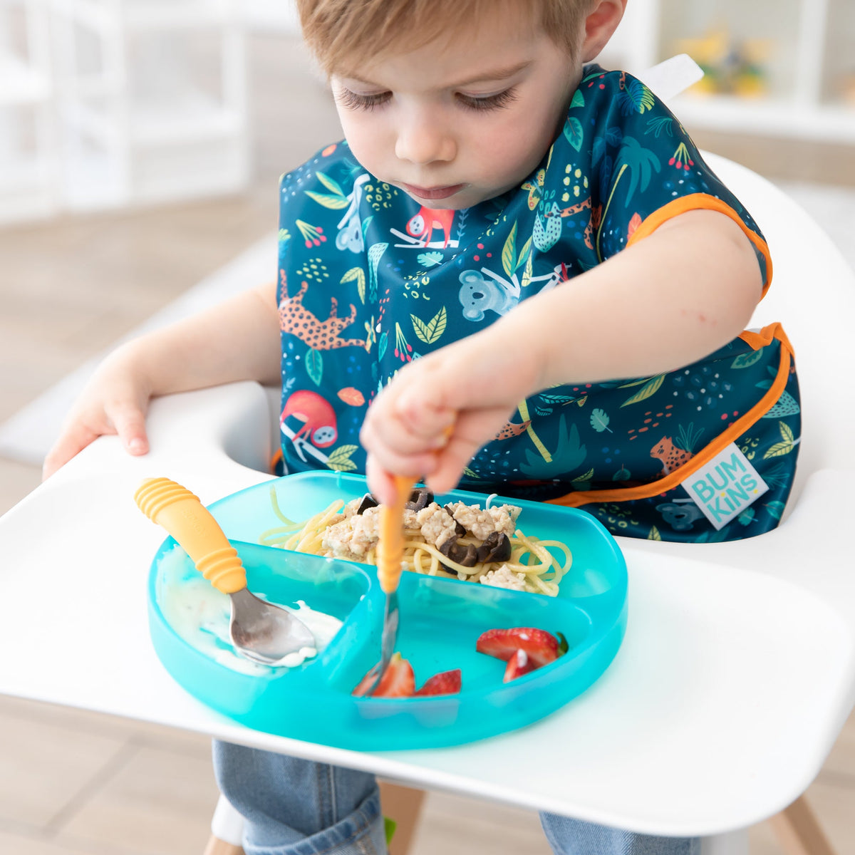Silicone Divided Grip Dish with Suction Base - Aqua Jelly | Bumkins