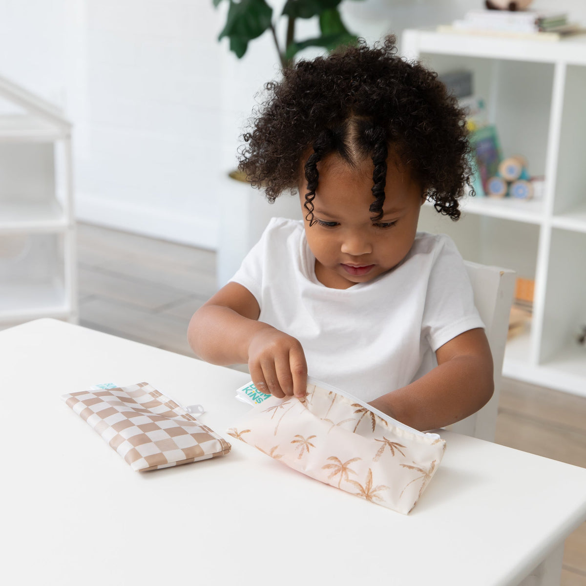 Reusable Snack Bag, Small 2 Pack: Palm Check | Bumkins