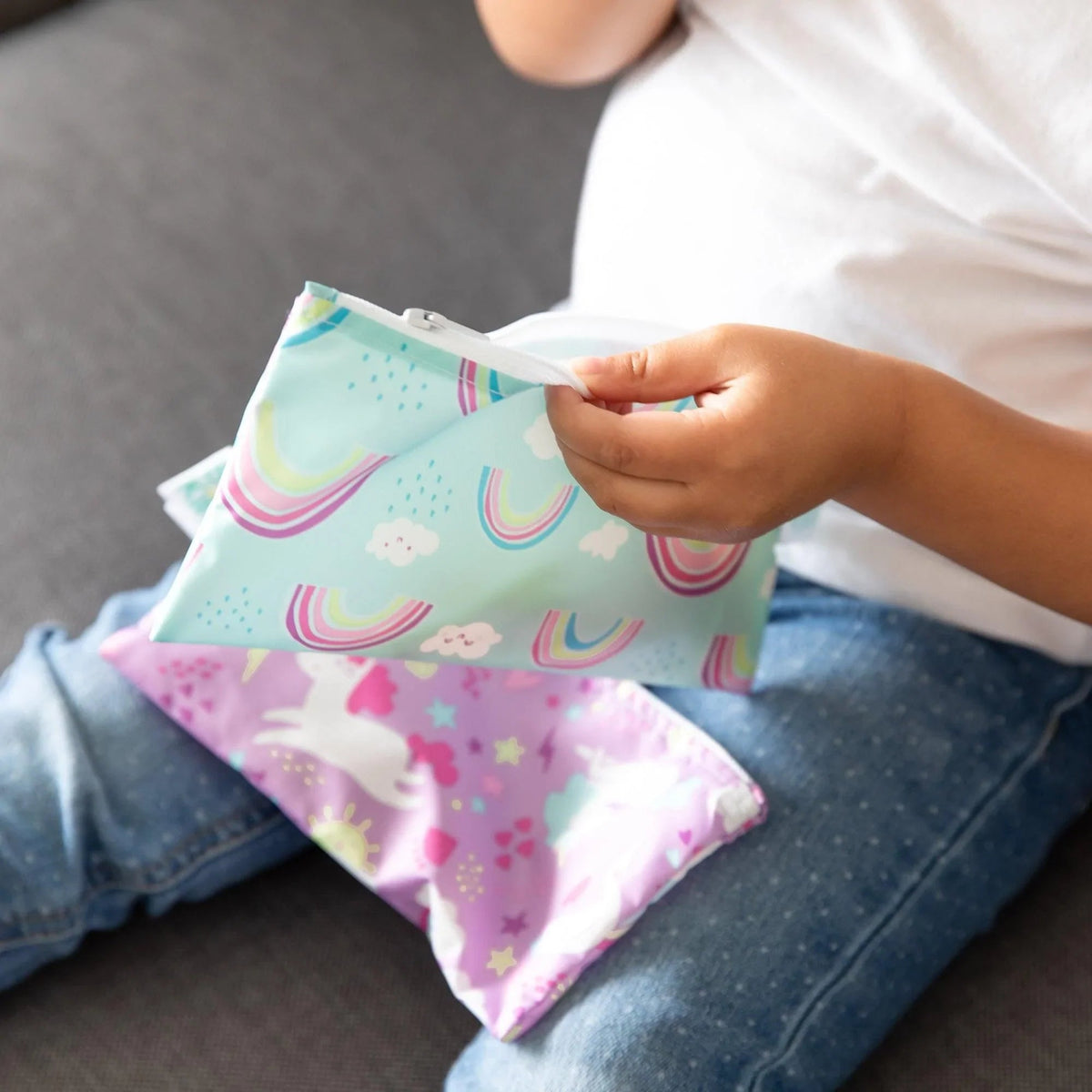 Reusable Snack Bags, Waterproof Fabric, BPA Free, 2-Pack – Unicorns & Rainbows Baby | Bumkins